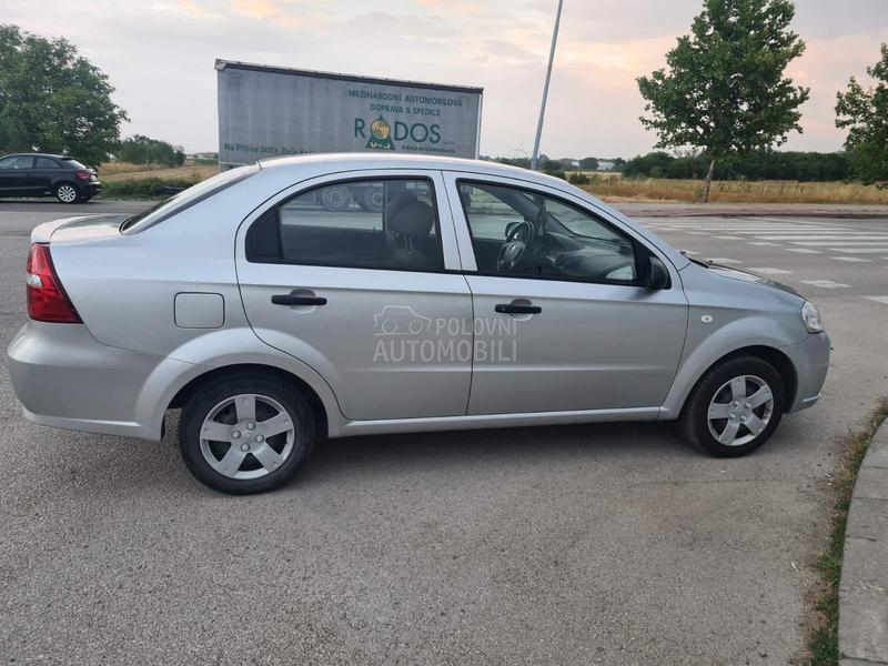 Chevrolet Aveo 1.2