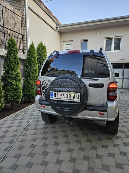 Jeep Cherokee 