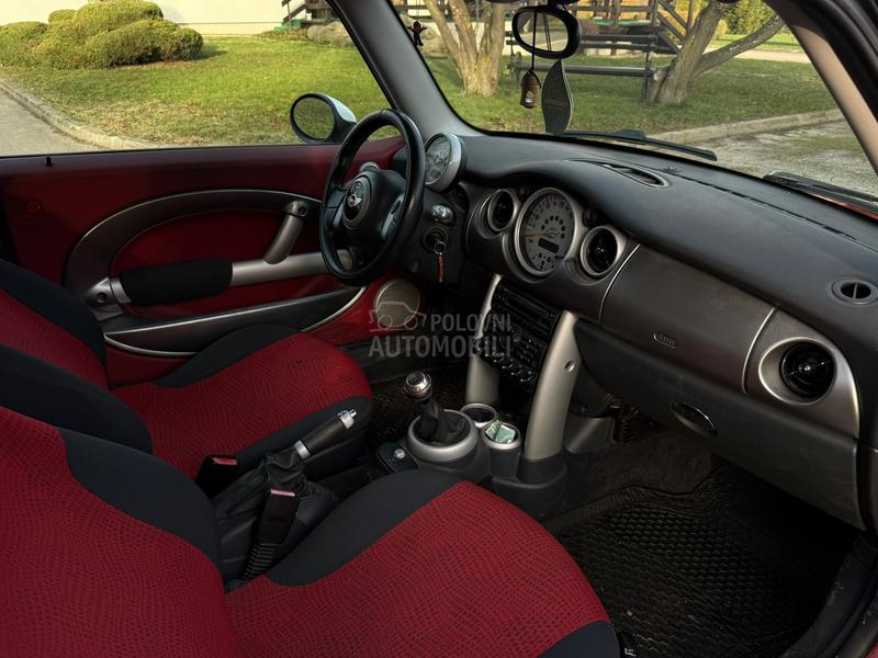 MINI Cooper 
