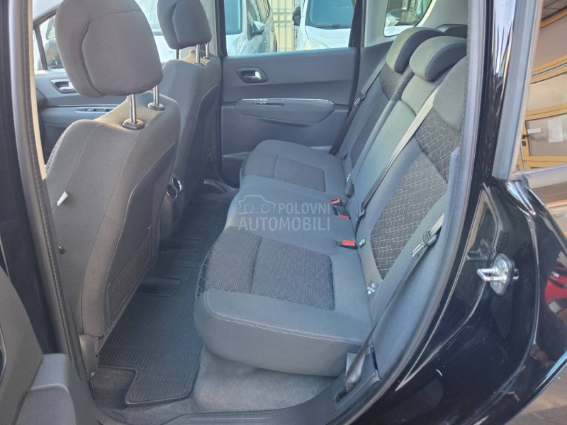 Peugeot 3008 1.6HDI/PANO/SERV