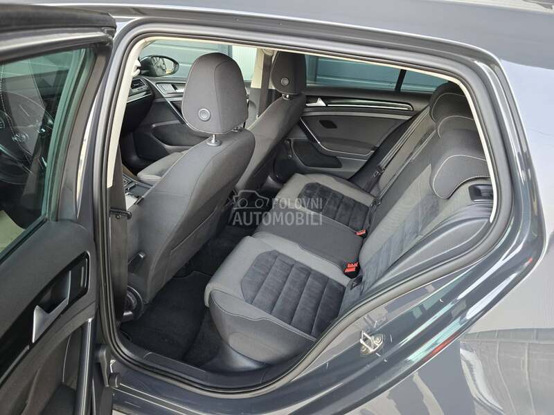 Volkswagen Golf 7 1.6 TDI DSG HIGHLINE