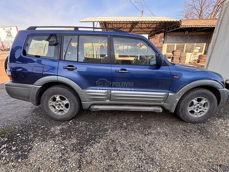 Mitsubishi Pajero 