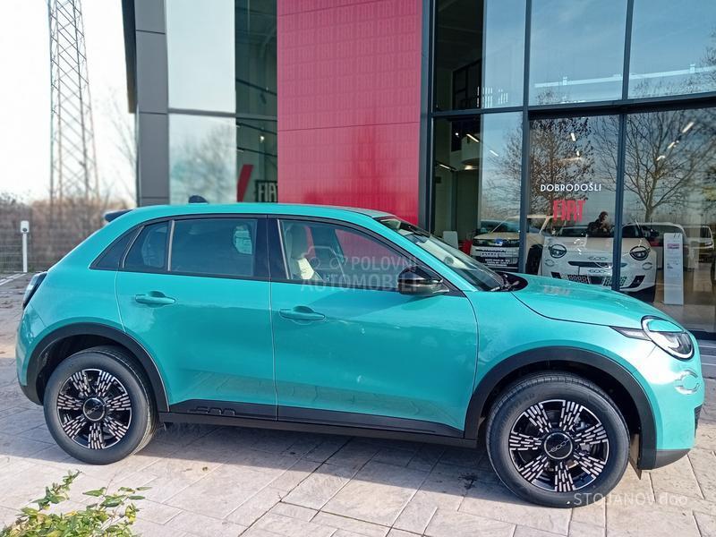 Fiat 600 ICON HYBRID 1.2 DC6