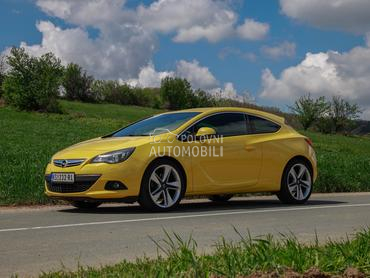 Opel Astra J GTC