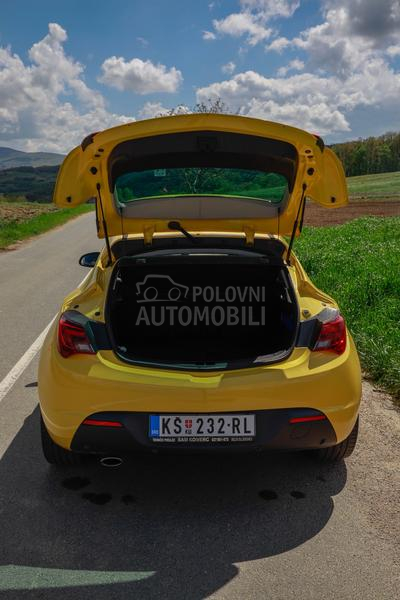 Opel Astra J GTC