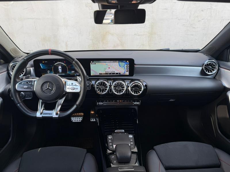 Mercedes Benz A 35 AMG 