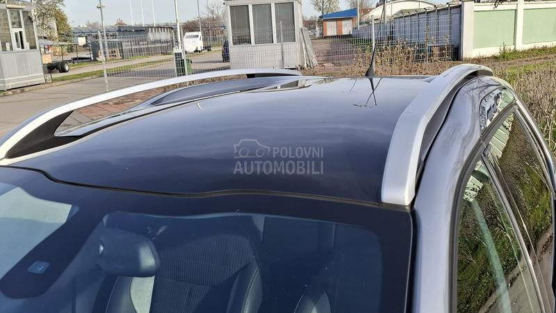 Peugeot 2008 Allure 1/1