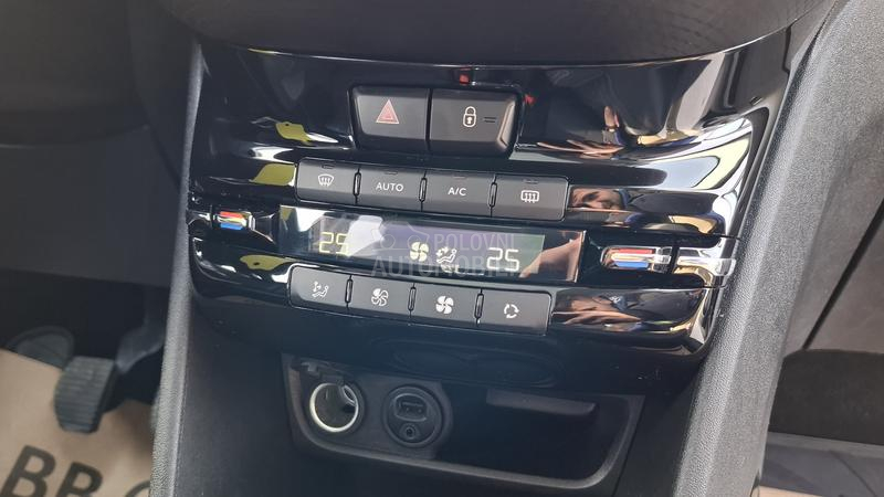 Peugeot 2008 Allure 1/1