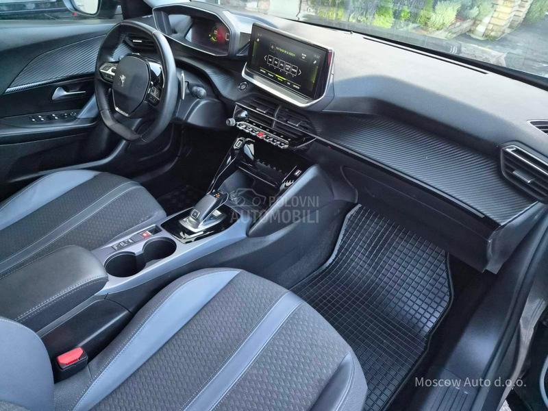 Peugeot 2008 Allure 1.2 business