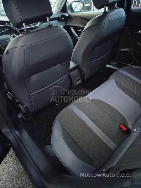 Peugeot 2008 Allure 1.2 business