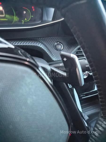 Peugeot 2008 Allure 1.2 business