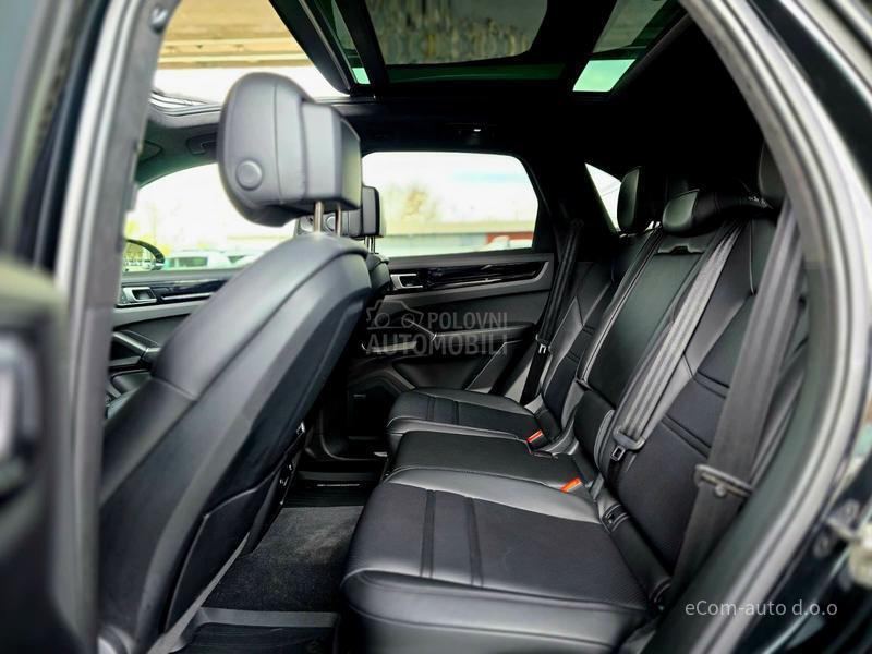 Porsche Cayenne 3.0 PLATINUM A/T