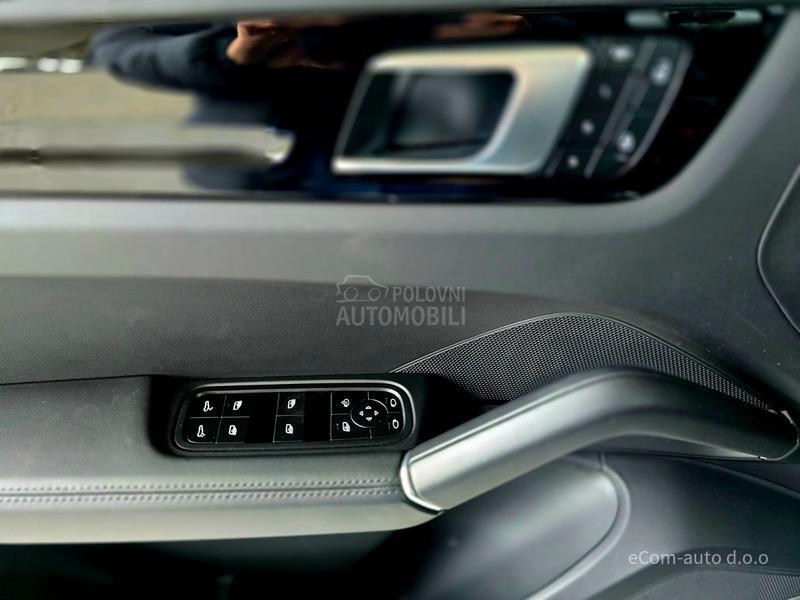 Porsche Cayenne 3.0 PLATINUM A/T