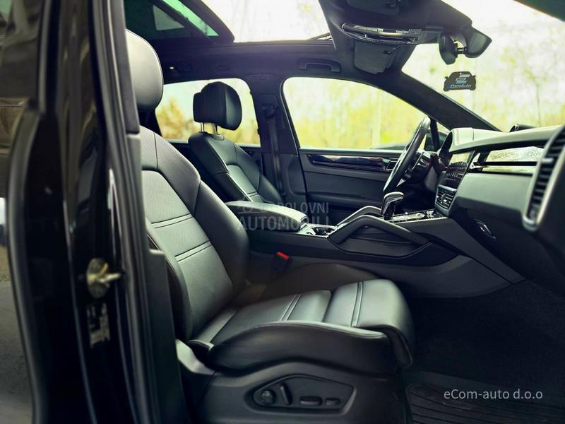 Porsche Cayenne 3.0 PLATINUM A/T