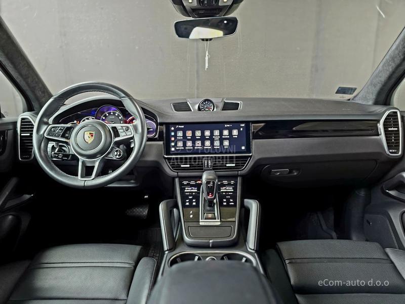 Porsche Cayenne 3.0 PLATINUM A/T