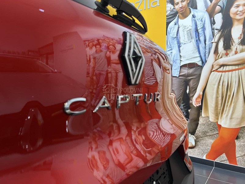 Renault Captur Techno MHEV TCe 140