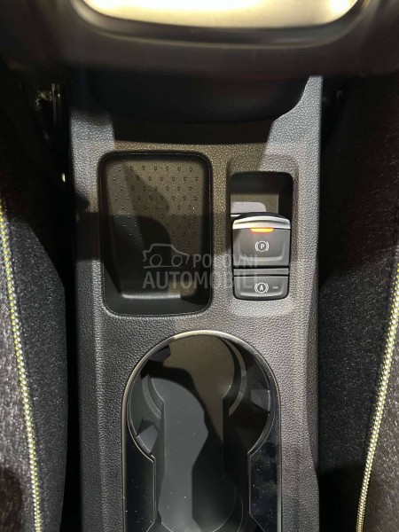 Renault Captur Techno MHEV TCe 140