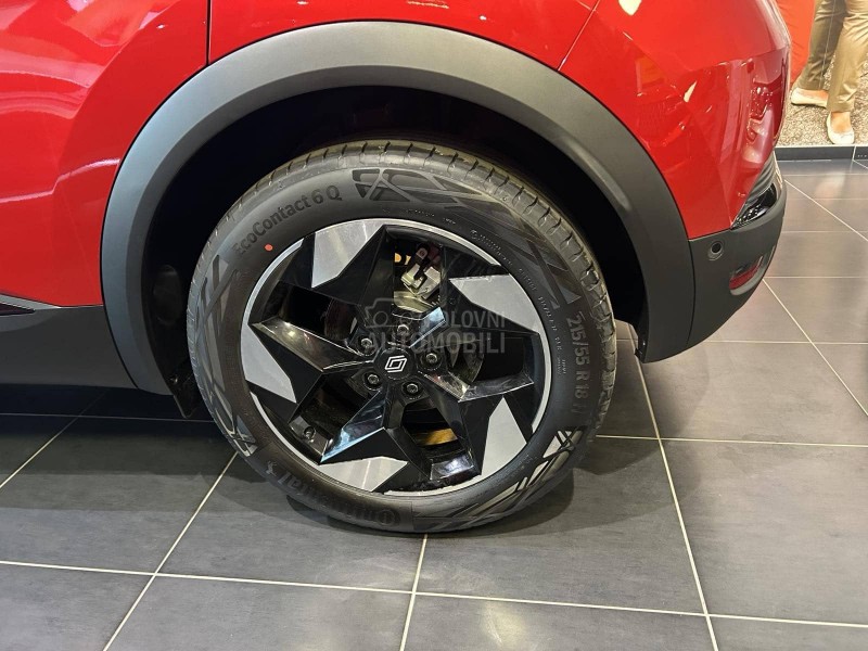 Renault Captur Techno MHEV TCe 140