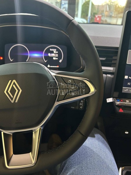 Renault Captur Techno MHEV TCe 140