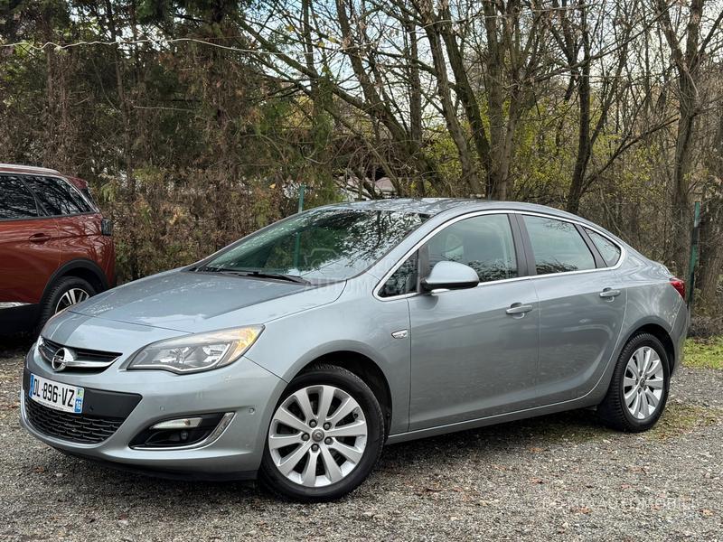 Opel Astra J 1.6 Cdti Cosmo