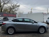 Opel Astra J Cdti/136 Cosmo
