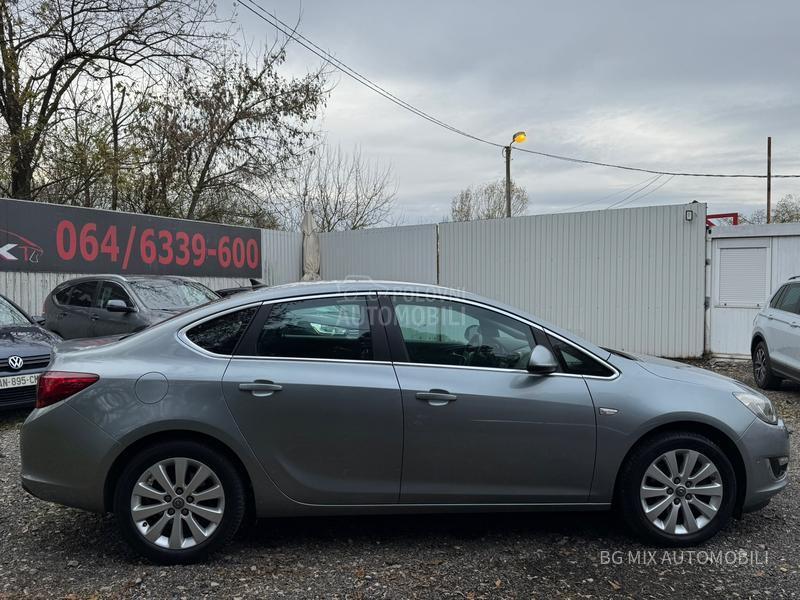 Opel Astra J 1.6 Cdti Cosmo