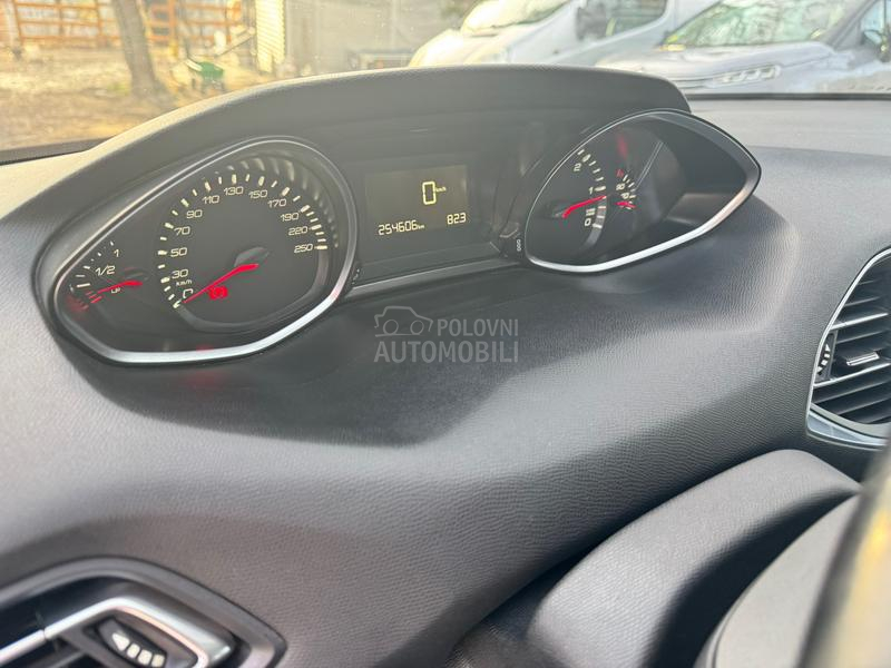 Peugeot 308 BlueHDI