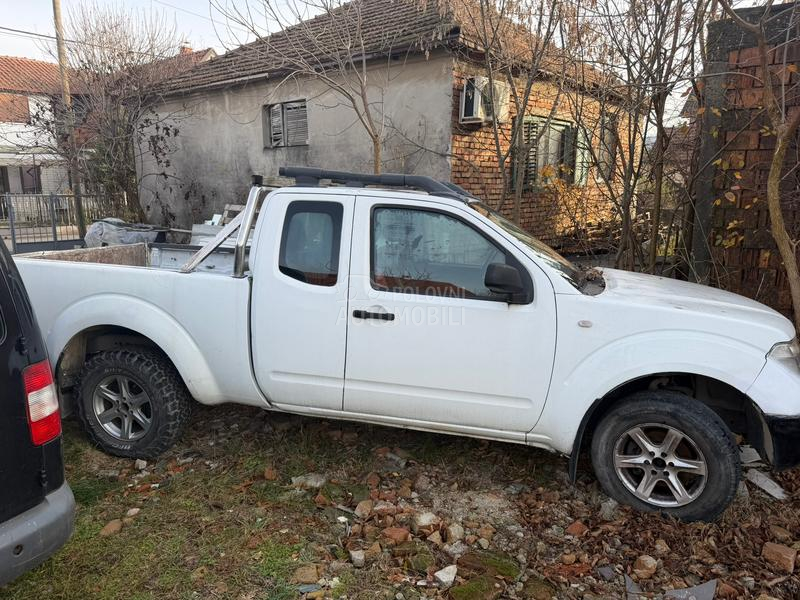 Nissan Navara 