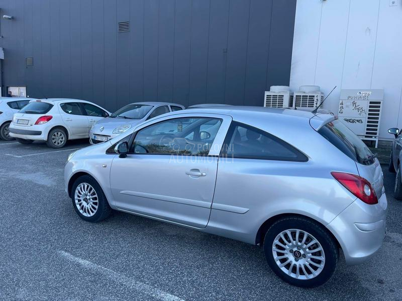 Opel Corsa D 