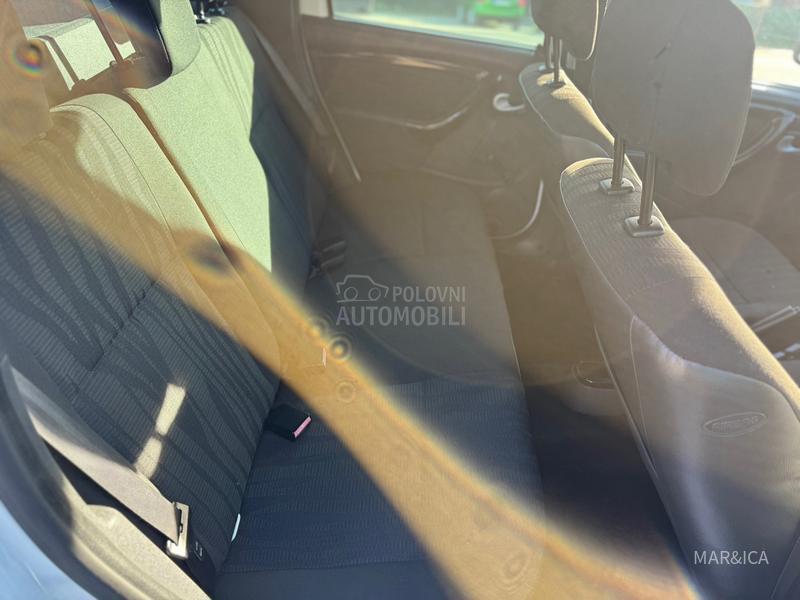 Dacia Duster 1.6B BESPREK0RNA