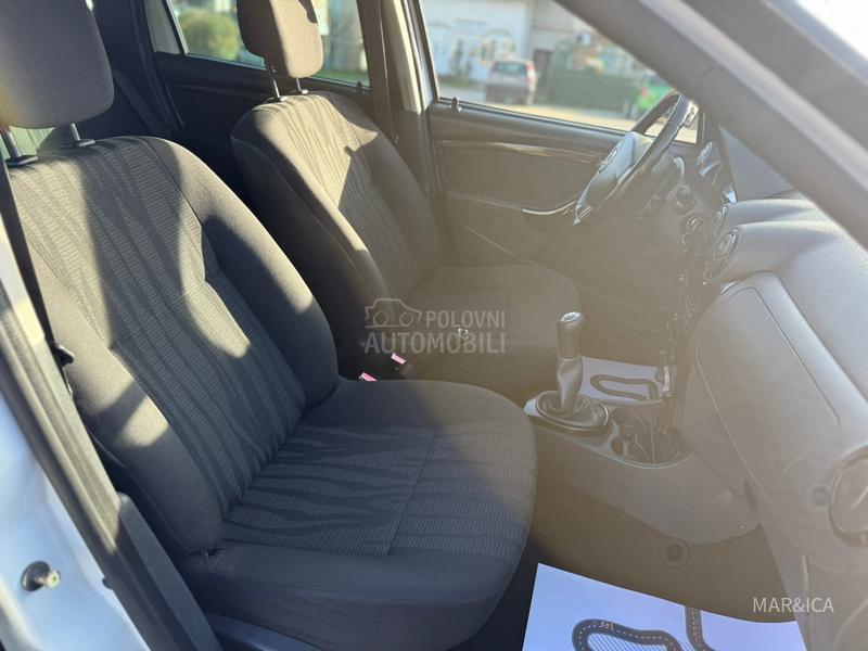 Dacia Duster 1.6B BESPREK0RNA