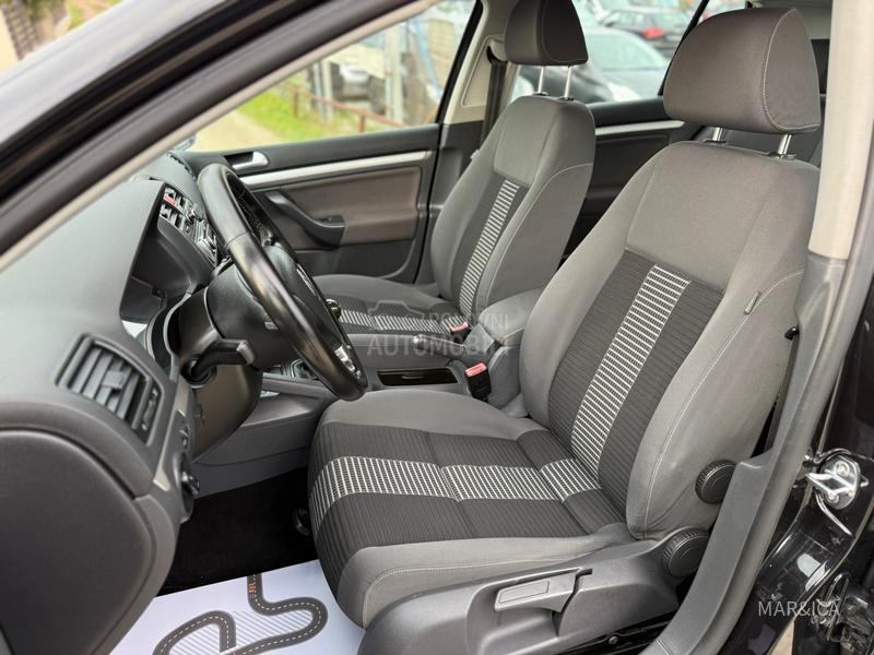 Volkswagen Golf 5 1.6B-TNG BAS D0BAR