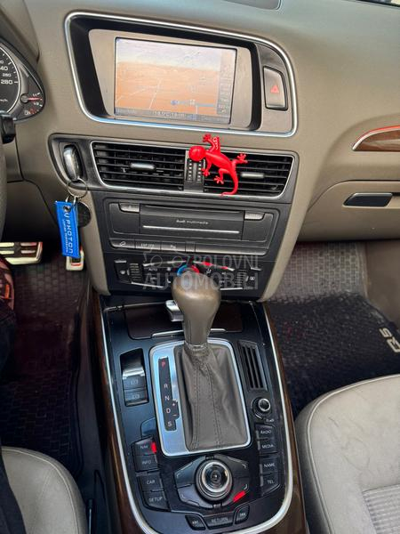 Audi Q5 Quattro  P A N O