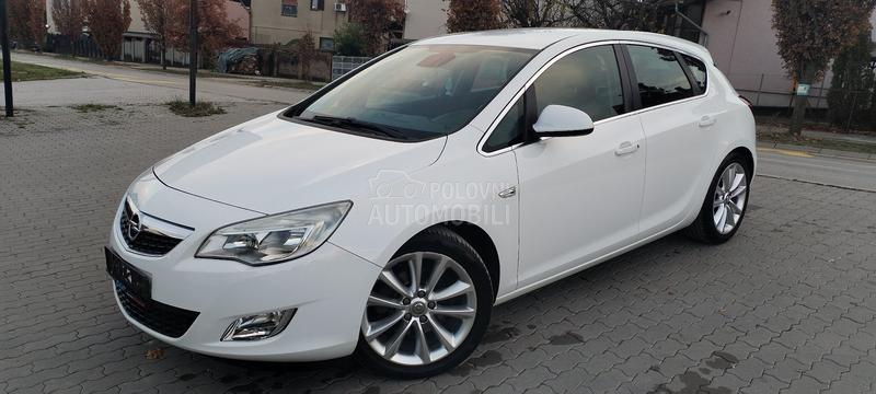 Opel Astra J navl, koza