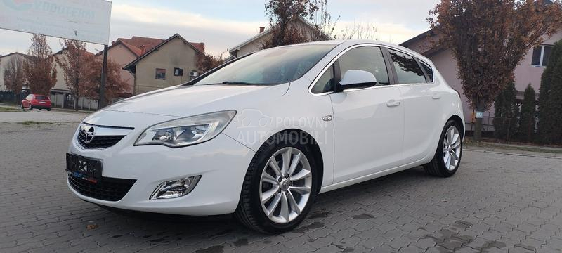 Opel Astra J navl, koza