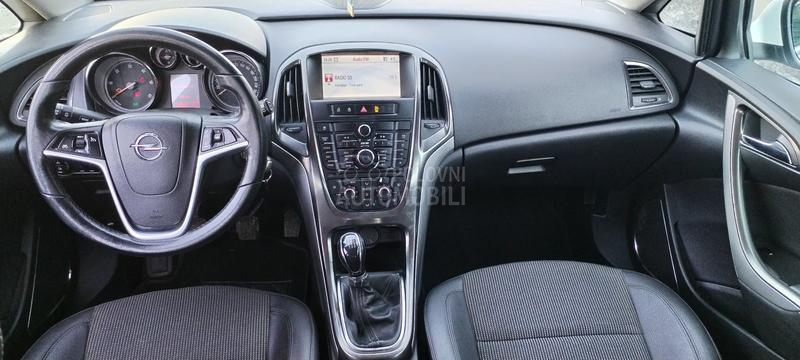 Opel Astra J navl, koza