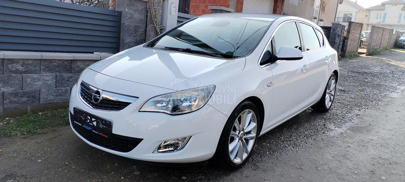 Opel Astra J navl, koza