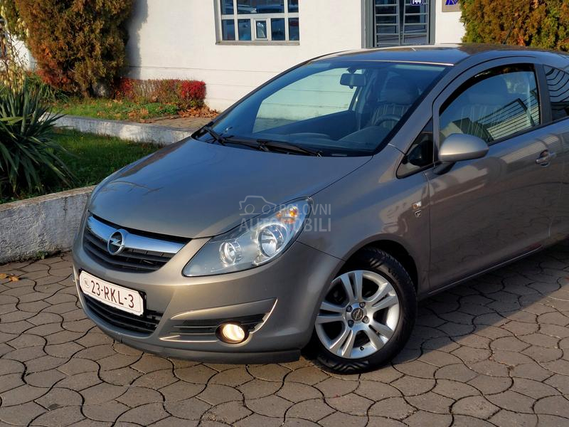 Opel Corsa D 1.3CDTI/ 111 EDITION