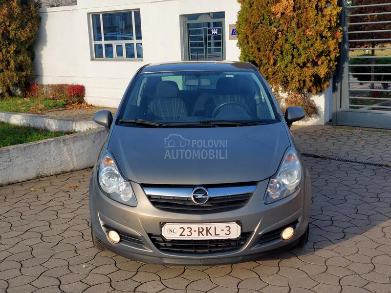 Opel Corsa D 1.3CDTI/ 111 EDITION