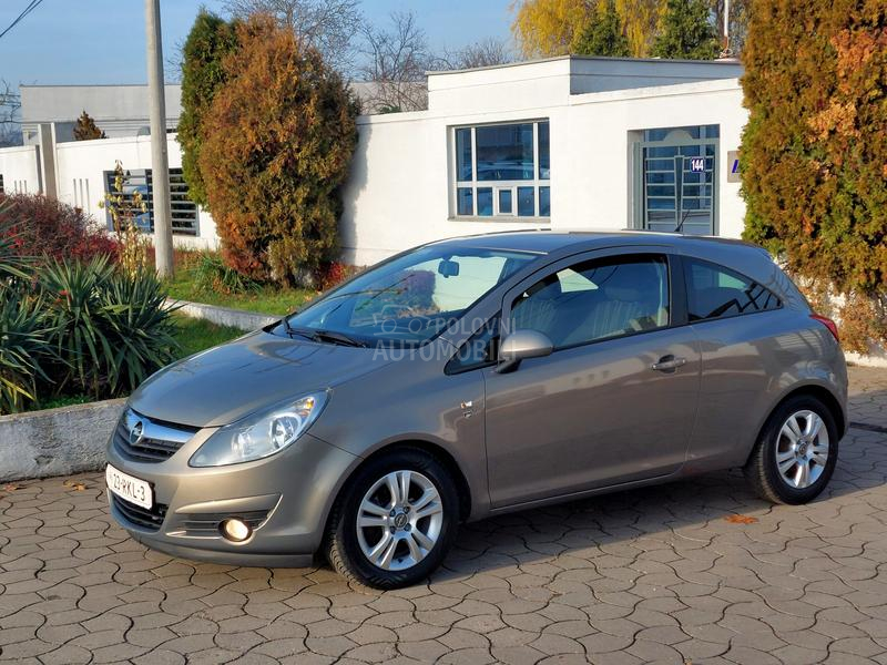 Opel Corsa D 1.3CDTI/ 111 EDITION