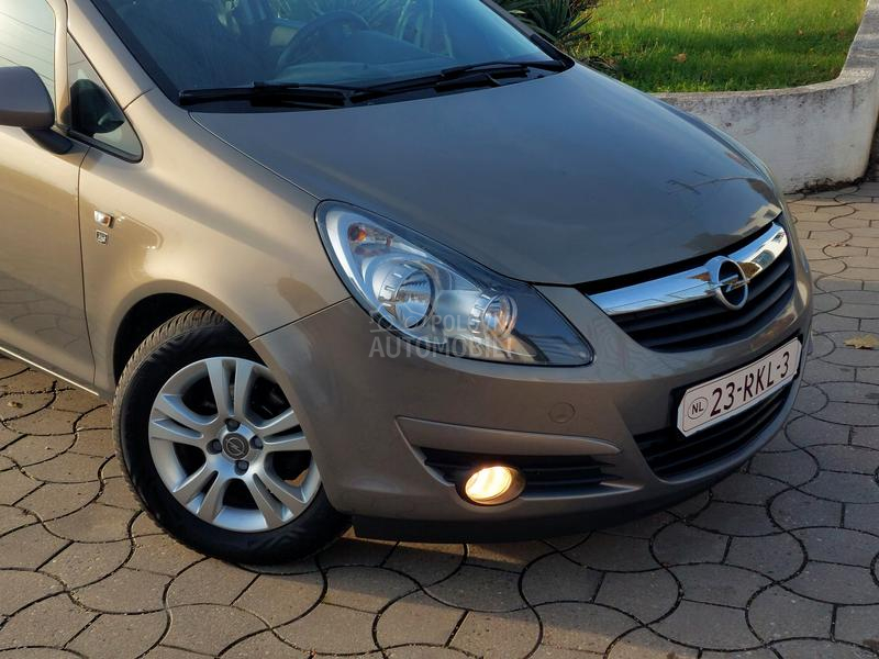 Opel Corsa D 1.3CDTI/ 111 EDITION