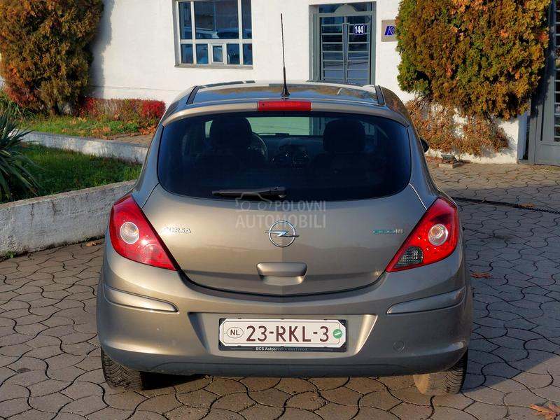 Opel Corsa D 1.3CDTI/ 111 EDITION
