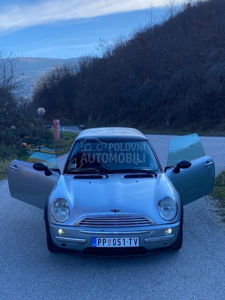 MINI One 
