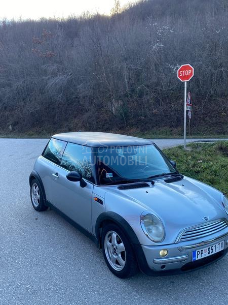 MINI One 
