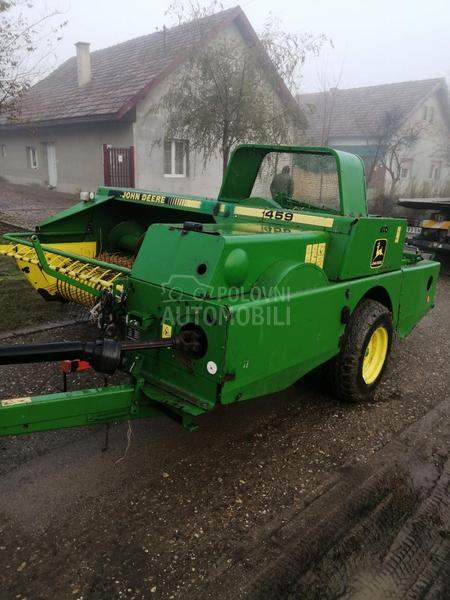 John Deere 495