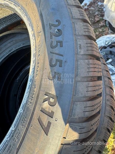 Esa Tecar 225/55 R17 Zimska