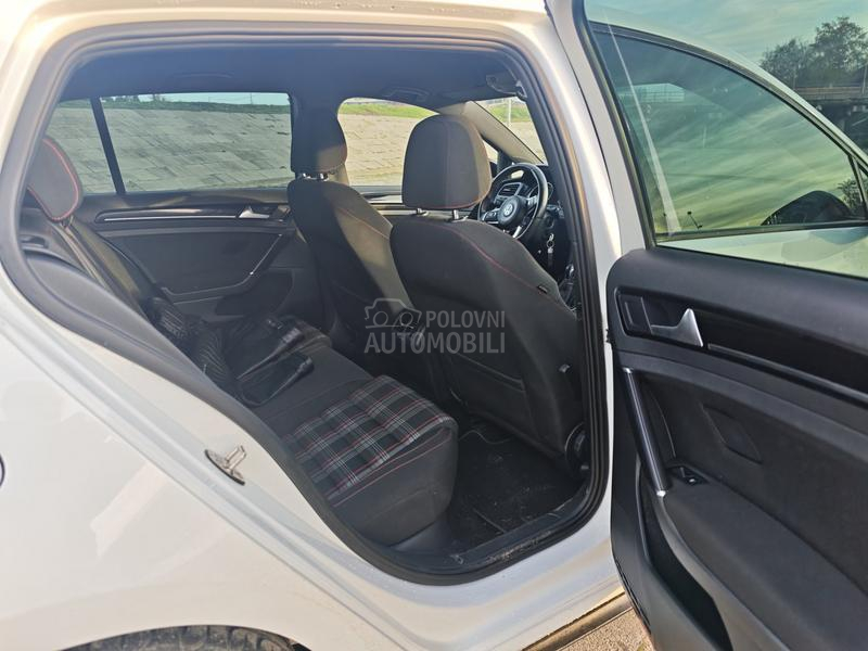 Volkswagen Golf 7 DSG Aut