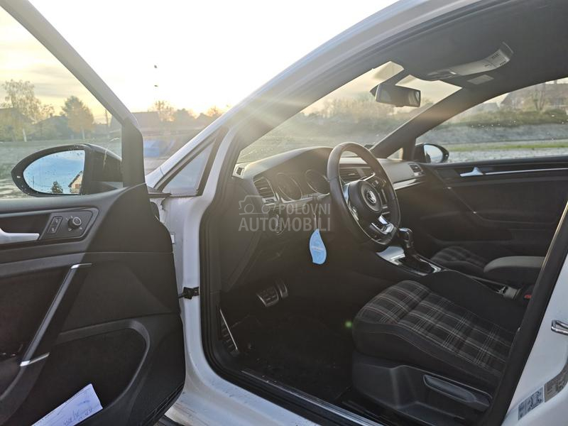Volkswagen Golf 7 DSG Aut