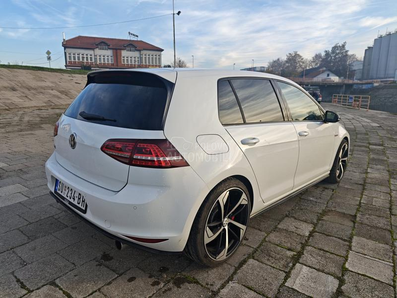 Volkswagen Golf 7 DSG Aut