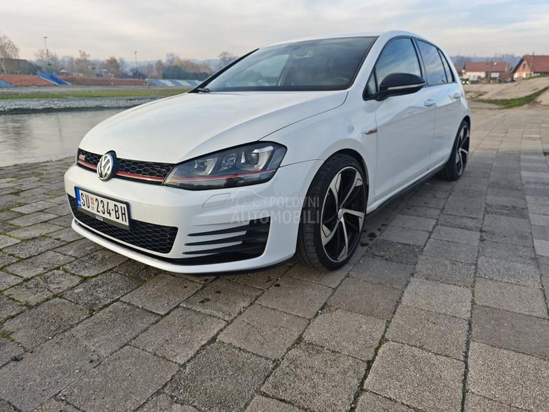 Volkswagen Golf 7 DSG Aut